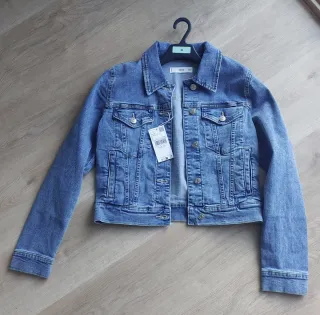 Cazadora vaquera Mango Talla S. Nueva