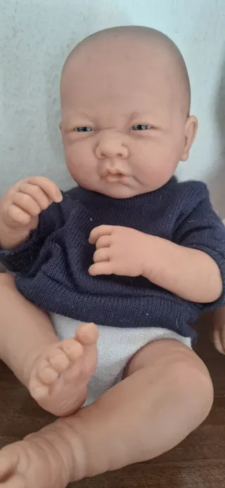 3 Muñecos  bebés realista