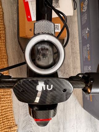 Niu KQi Air Patinete Eléctrico Carbono 11,9kg