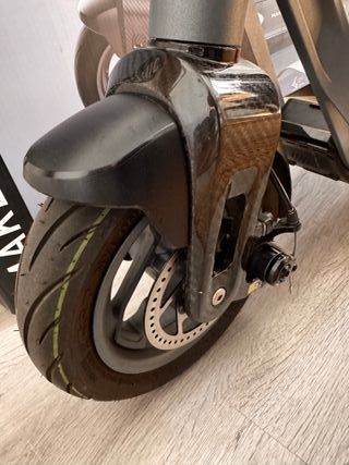 Niu KQi Air Patinete Eléctrico Carbono 11,9kg