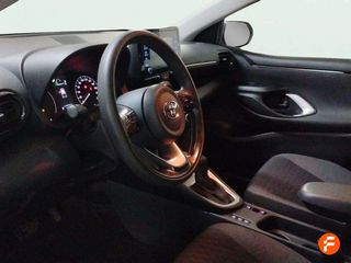 Toyota Yaris 1.5 120H Business Plus