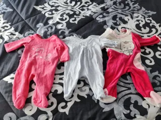 Lote 3 pijamas bebé niña