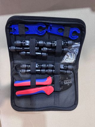 Kit Profesional Engarzado Solar MC4