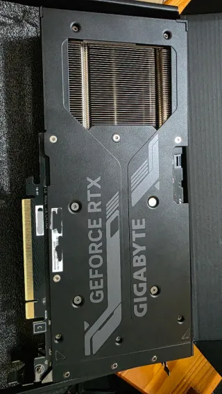 Scheda grafica Gigabyte RTX 4070 OC 12GB