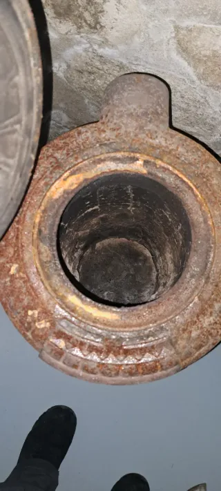 Estufa de leña de hierro fundido