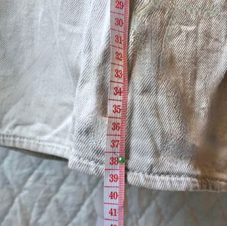 Pantalón corto vaquero envejecido