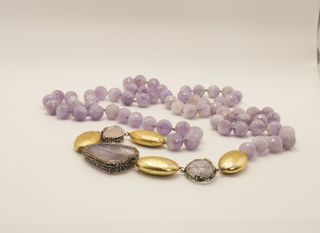 Collana ametista vintage con elementi dorati