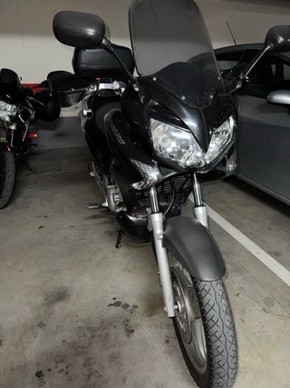 Honda Varadero 2012 Negra