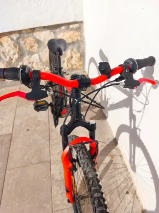 Bicicleta BTWIN Rockrider 500