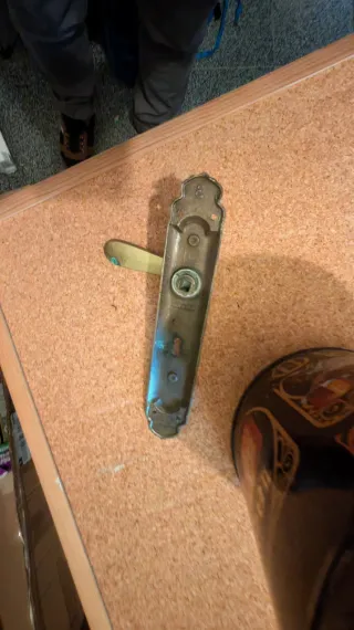 Manillas  y cerradura vintage latón para puerta