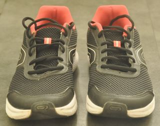 Zapatillas Kalenji Negras y Rosas Talla 42