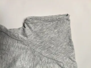 Camiseta gris manga corta talla M