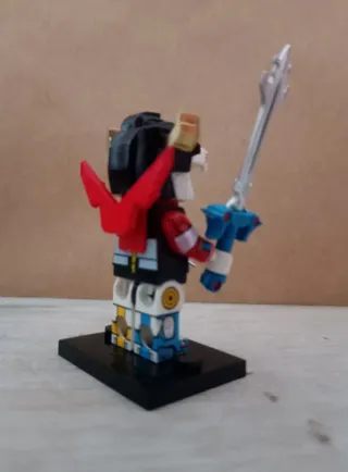 Minifigure Voltron