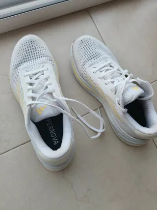 Zapatillas Adidas Running Supernova Blancas/Amaril
