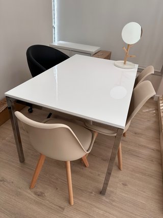 Mesa Comedor Blanca Brillante Metalizada
