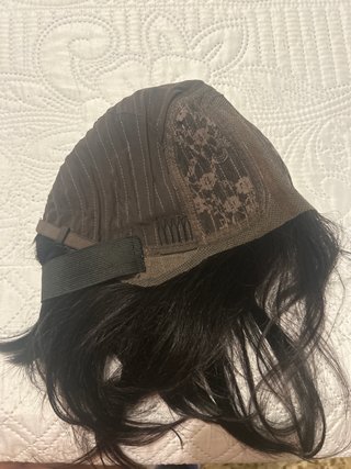 Peluca pelo natural castaño oscuro