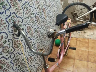 Bicicleta BH rosa infantil