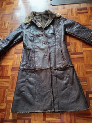 Abrigo borrego piel vuelta vintage
