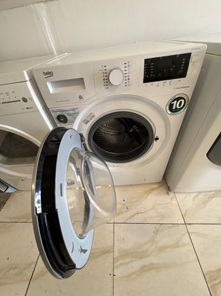 Lavadora Beko ProSmartInverter 8kg