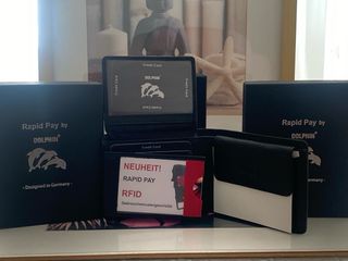 Cartera de Piel Negra Dolphin