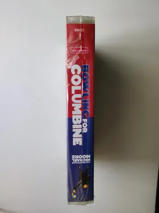 VHS Bowling for Columbine precintada