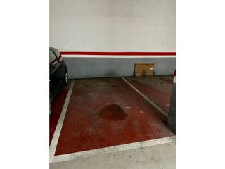 Garaje en venta en La Salut - Lloreda en Badalona