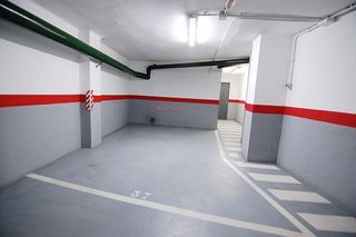 Garaje en venta en La Salut - Lloreda en Badalona