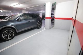 Garaje en venta en La Salut - Lloreda en Badalona