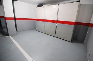 Garaje en venta en La Salut - Lloreda en Badalona