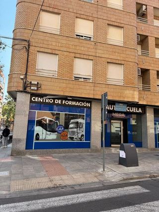 Local comercial en alquiler en El Vedat - Santa Apolonia en Torrent
