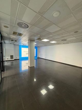 Local comercial en alquiler en El Vedat - Santa Apolonia en Torrent