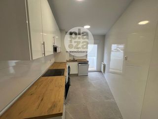 Piso en alquiler en Zona Sur en Burgos