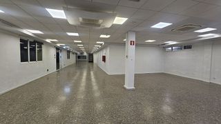 Local comercial en alquiler en Santa Cristina - San Rafael en Málaga