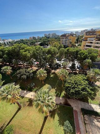 Piso en venta en Parque de la Paloma en Benalmádena