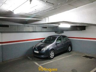 Garaje en venta en Centre - Col.legis Nous - Riera Seca en Mollet del Vallès