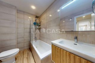 Piso en venta en La Creu del Grau en Valencia