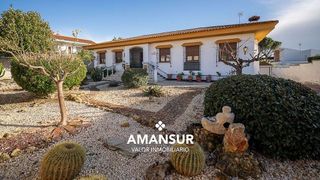 Chalet en venta en Aljaraque