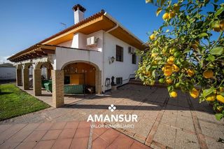 Chalet en venta en Aljaraque