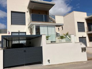 Casa adosada en venta en San Miguel de Salinas