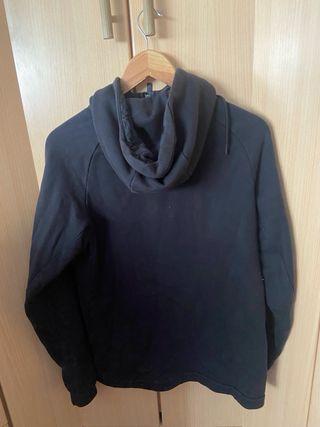 Chaqueta Nike Negra con Cremallera