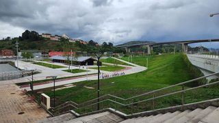 Local comercial en alquiler en Centro - Desierto - Arrontegi en Barakaldo