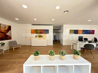 Local comercial en venta en Centre en Sabadell