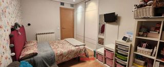 Piso en venta en Portillejo - Valdegastea en Logroño