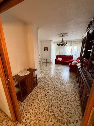 Piso en alquiler en Los Ángeles en Alicante