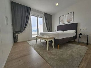 Ático en venta en Nueva Andalucía centro en Marbella