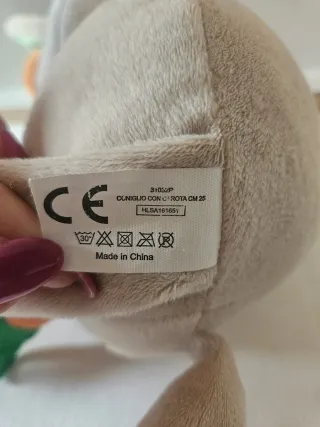 Peluche coniglio con carota 55 cm morbido colorato