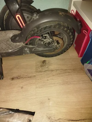 Xiaomi M365 para piezas - Batería descargada