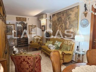 Piso en venta en Casagemes - Canyadó en Badalona