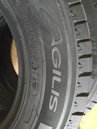 2 Neumáticos Furgoneta Buen Estado