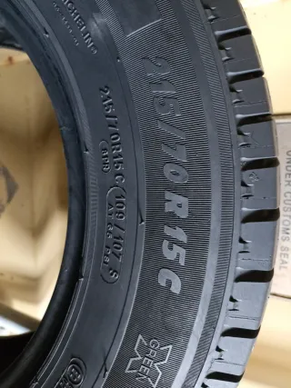 2 Neumáticos Furgoneta Buen Estado